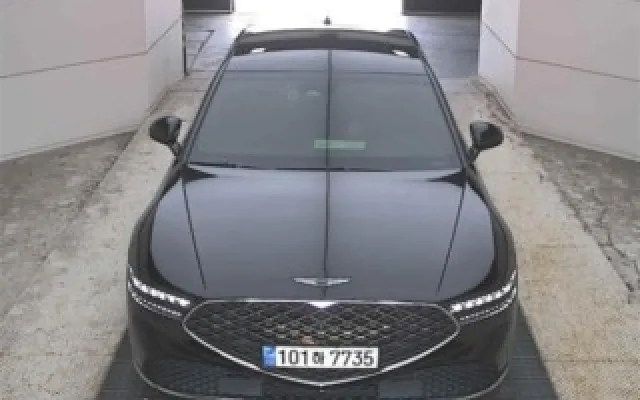 수원중고차매매계약서 G90(RS4) 3.5T GDI AWD 매물 사진 13 - 2022/05 184,466km