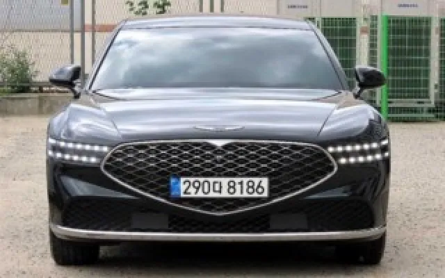 수원중고차매매계약서 G90(RS4) 3.5T GDI AWD 매물 사진 8 - 2022/07 51,482km